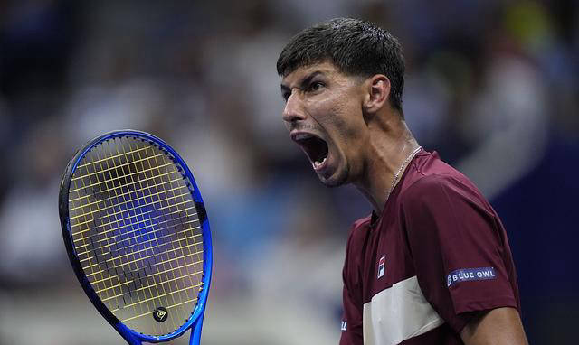 德约科维奇意外战胜中国队，爆冷引爆全场！